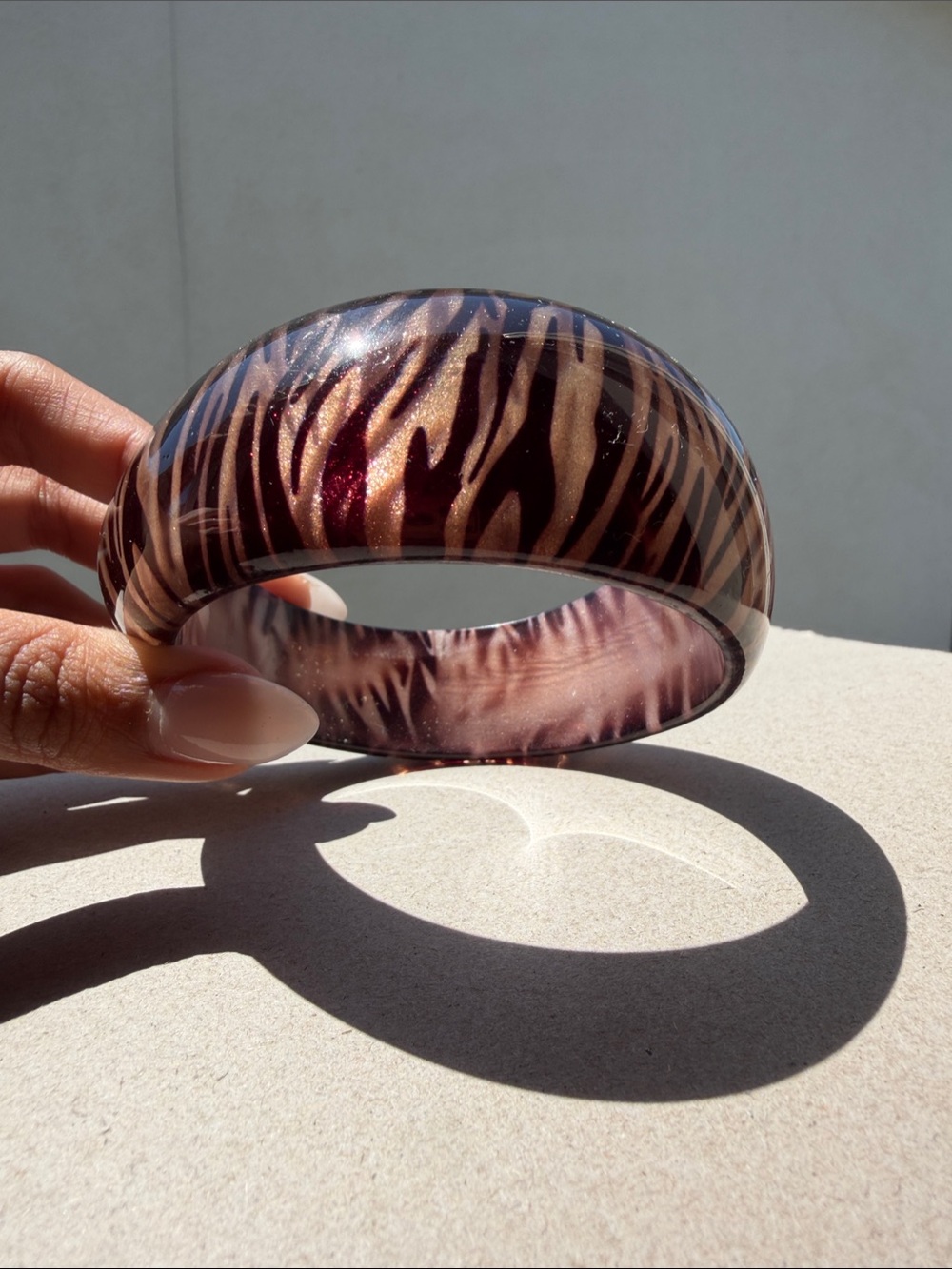 Resin Tiger Stripe Bangle Bracelet in Shimmery Brown and Gold